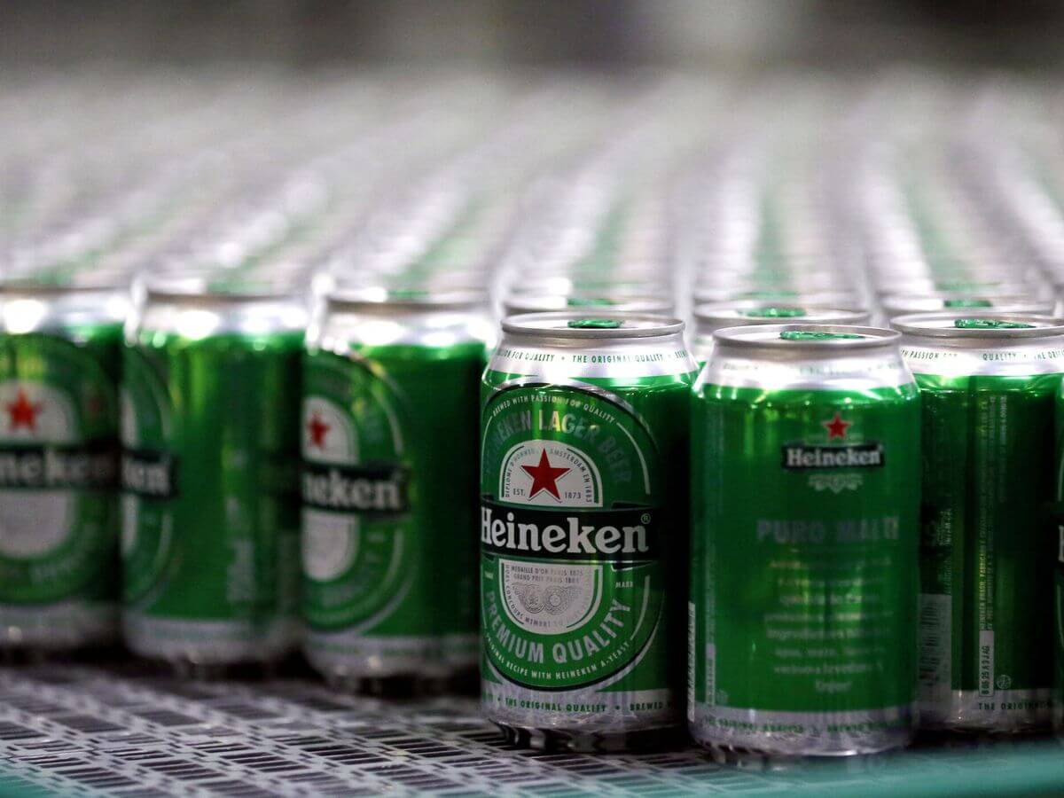 Las inundaciones en España complican el negocio de Heineken en Europa