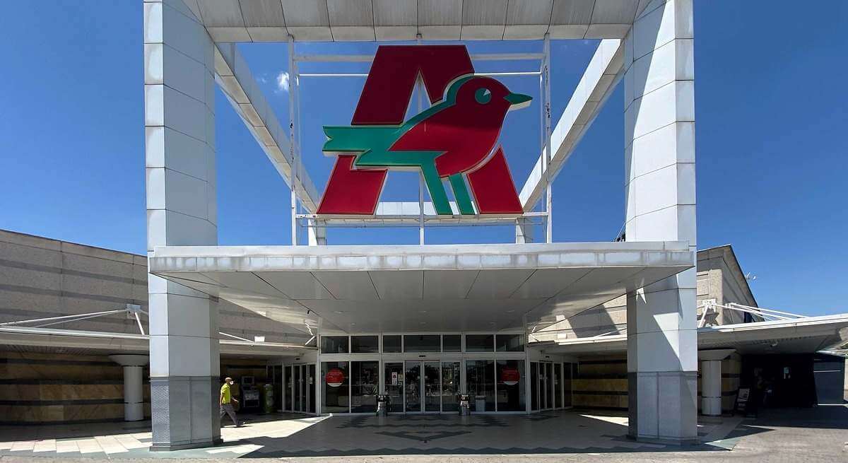 La matriz francesa de Alcampo prueba la apertura en domingo de supermercados automáticos