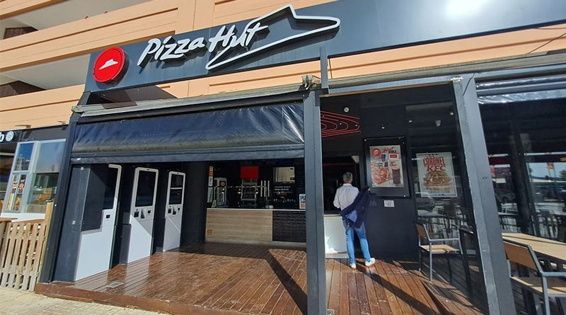 Pizza Hut incorpora quiosco digitales en sus establecimientos