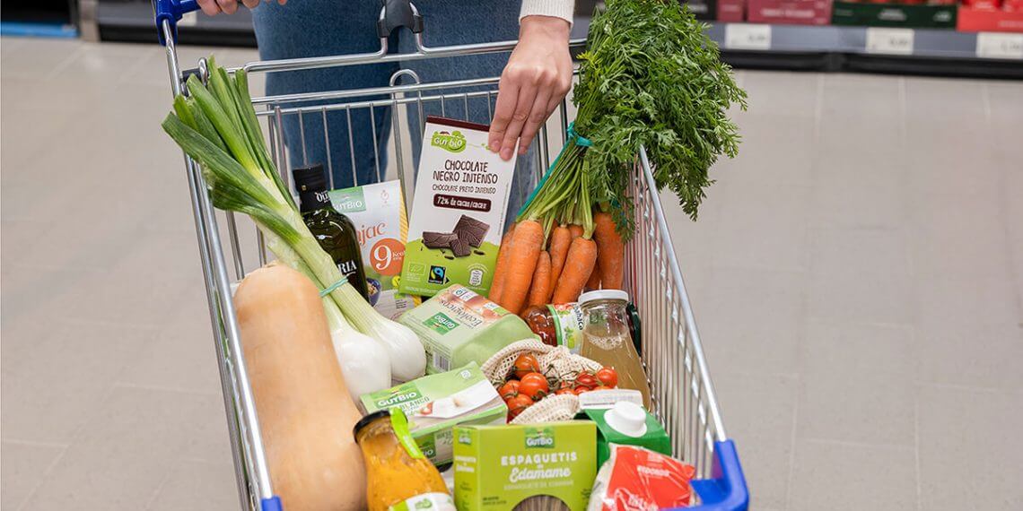 Los clientes de Aldi logran un ahorro de 11,6 euros en su compra básica habitual