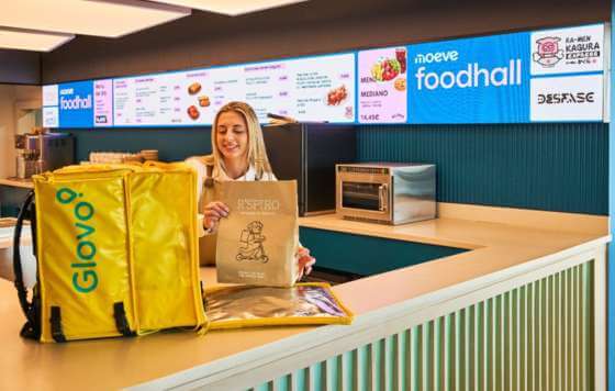Moeve y Glovo se unen para ofrecer delivery de restauración desde estaciones de servicio 