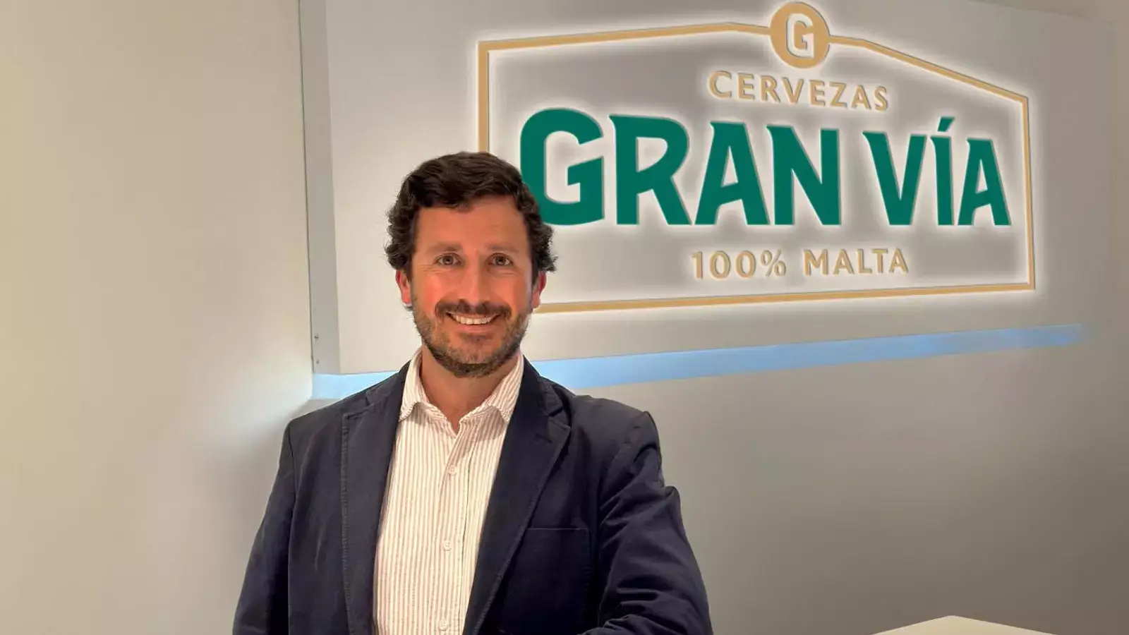 La cervecera sevillana Gran Vía se reinventa: se centra en una sola marca y se prepara para el desembarco en el supermercado