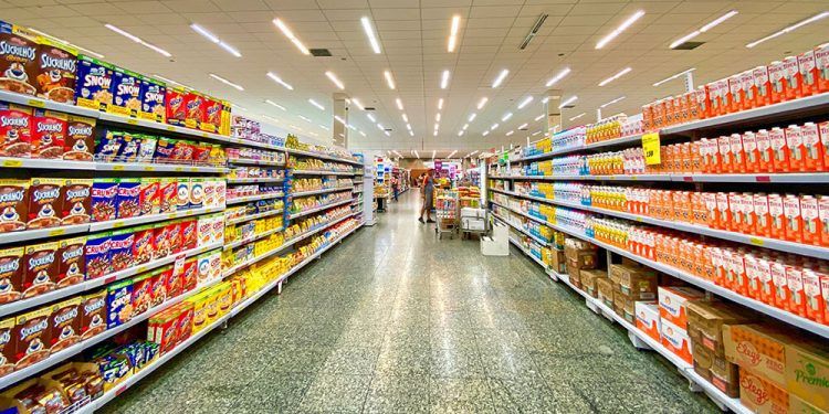 La distribución alimentaria traslada a Yolanda Díaz su “firme oposición” a la reducción de la jornada laboral