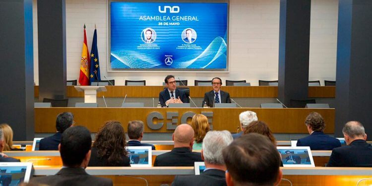 Carlos Cuerpo reafirma el compromiso del Gobierno con la competitividad del sector logístico