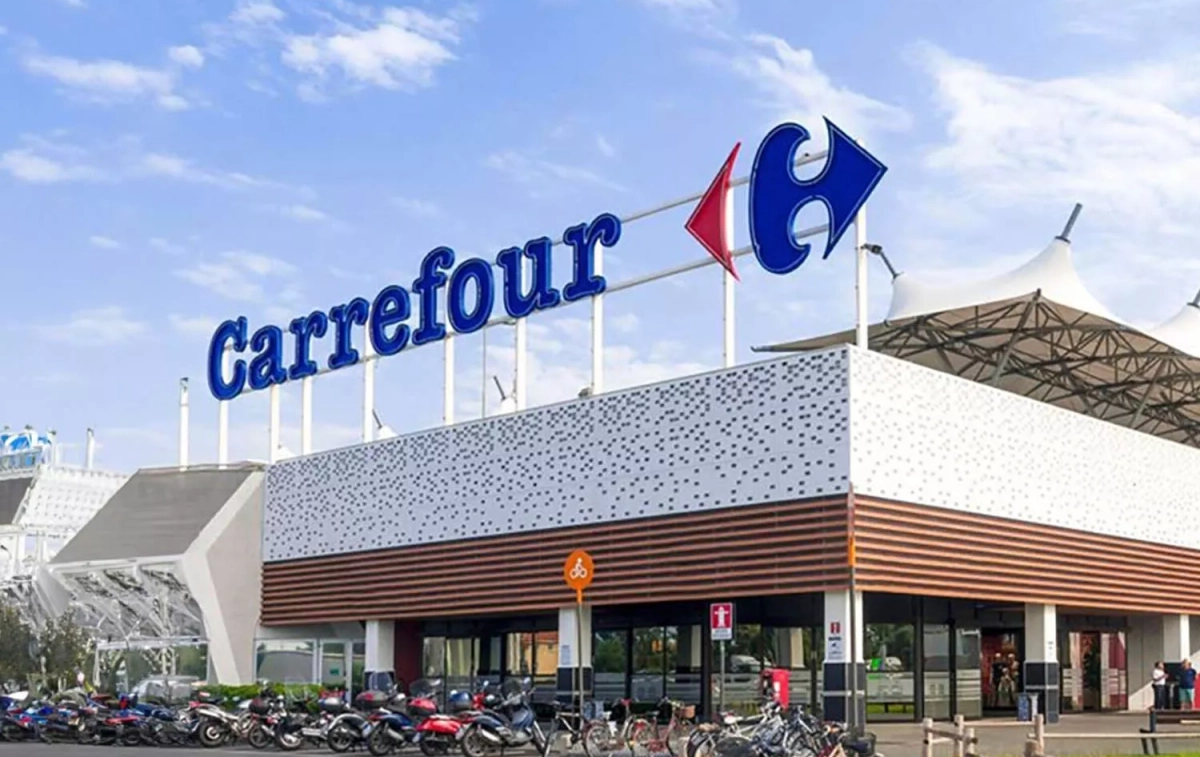Carrefour estudia abandonar el mercado italiano tras años de pérdidas y bajo rendimiento