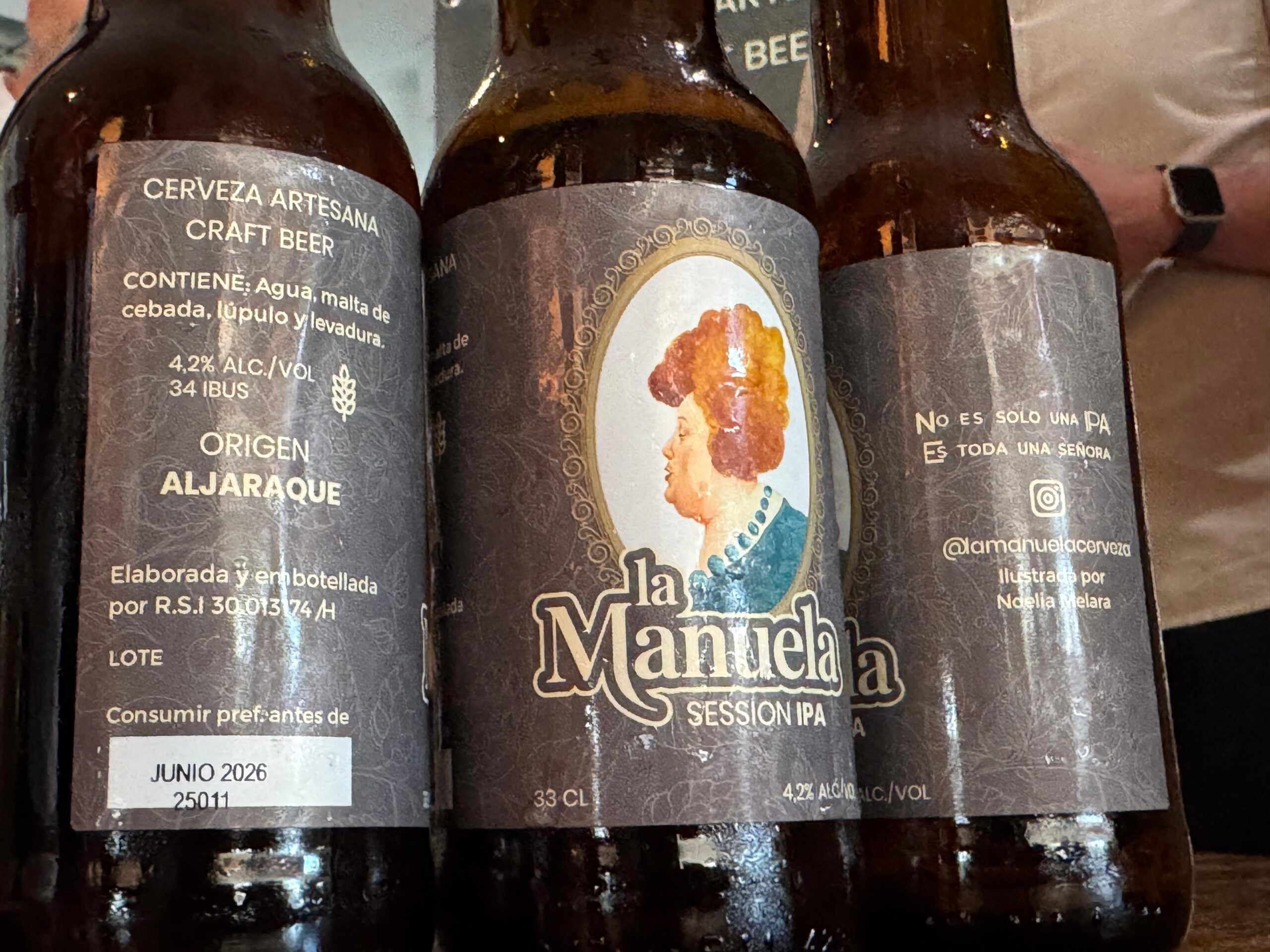 La cerveza La Manuela, de origen aljaraqueño, vive su puesta de largo