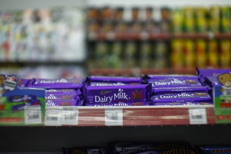 Mondelez pide retrasar la ley de deforestación de la UE ante el alza de precios del cacao