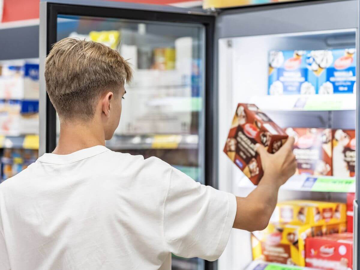 ¿Quién fabrica los helados de marca blanca en los supermercados? Estos son los fabricantes de Carrefour, Alcampo, Día…