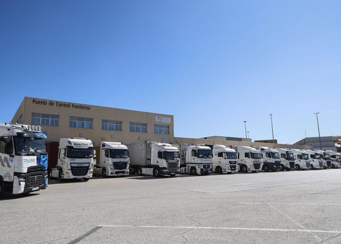 La industria del gran consumo celebra la nueva regulación para vehículos de carga de hasta 44 toneladas