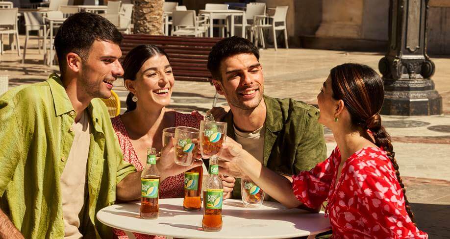 Coca-Cola activa todos sus canales de venta en verano para aprovechar el incremento del consumo y del turismo