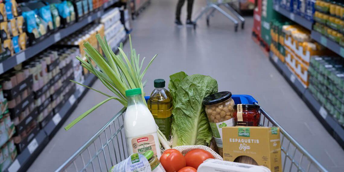 El 44% del presupuesto de la cesta de la compra de los hogares se destina a productos de marca propia
