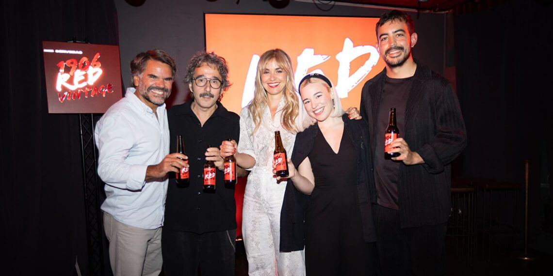 Cervezas 1906 destaca la improvisación como forma de vida