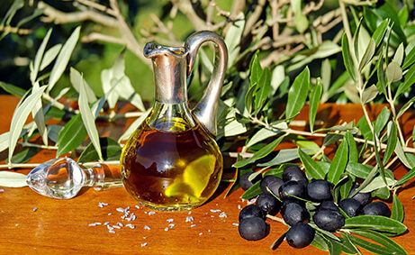 El Gobierno tiene luz verde para intervenir el mercado del aceite en contra del criterio de la CNMC: podrá actuar para evitar el desplome de los precios