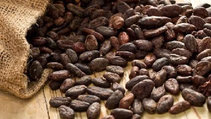 El cacao se hunde y golpea a gigantes del dulce: Oreo, Toblerone y Milka, en mínimos históricos