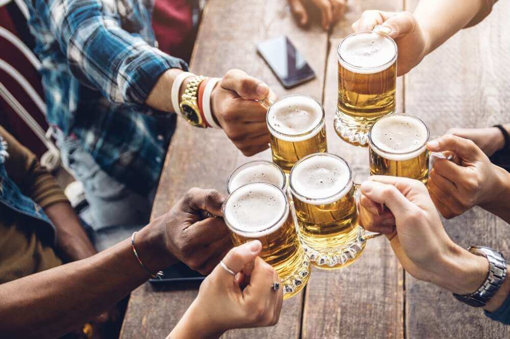 Adiós a una cervecería histórica en Sevilla: jubilación con buen sabor de boca
