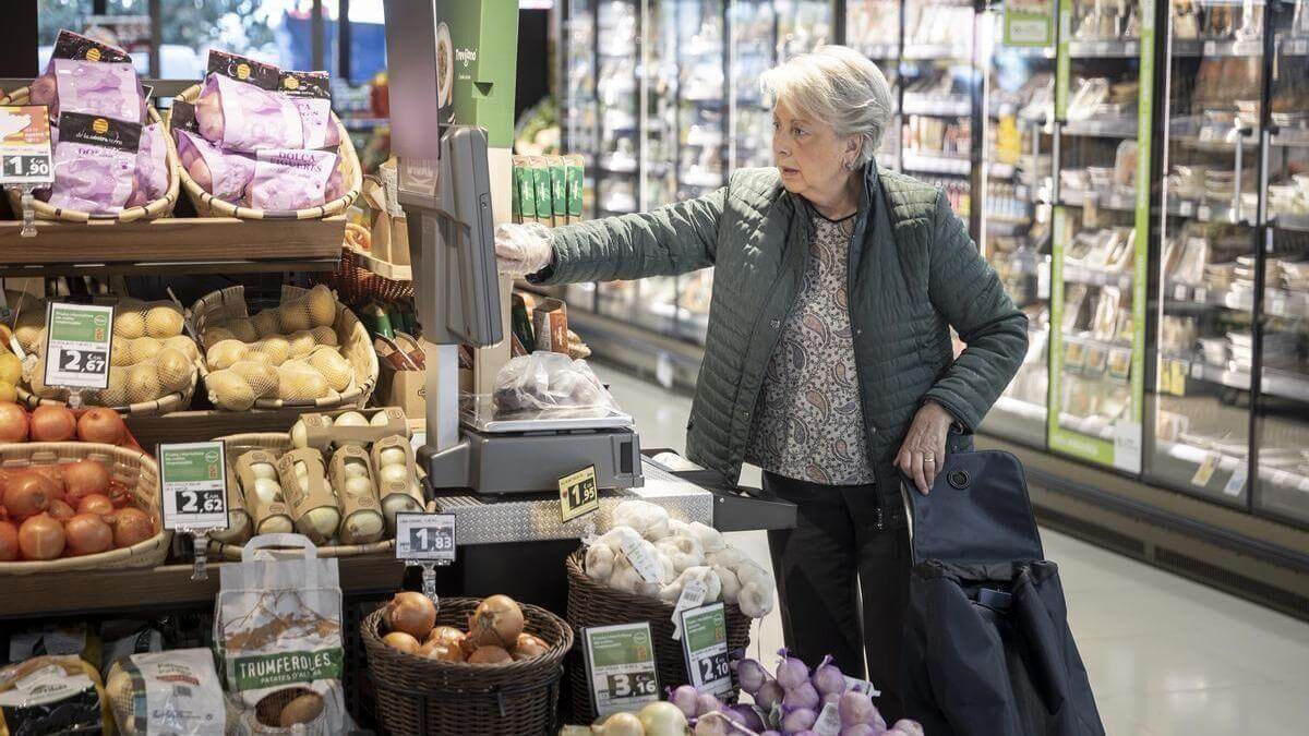 Más Madrid propone la creación de supermercados públicos municipales para contener la inflación de los alimentos