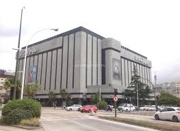 El Corte Inglés y los gigantes de la distribución ya gastan más en impuestos que en sueldos