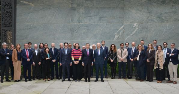 Luis Planas se reúne con la junta directiva de la Asociación Española de Distribuidores, Autoservicios y Supermercados