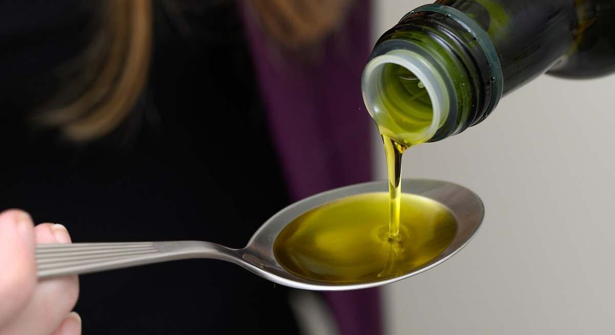La caída del precio del aceite rebaja las exportaciones en 320 millones