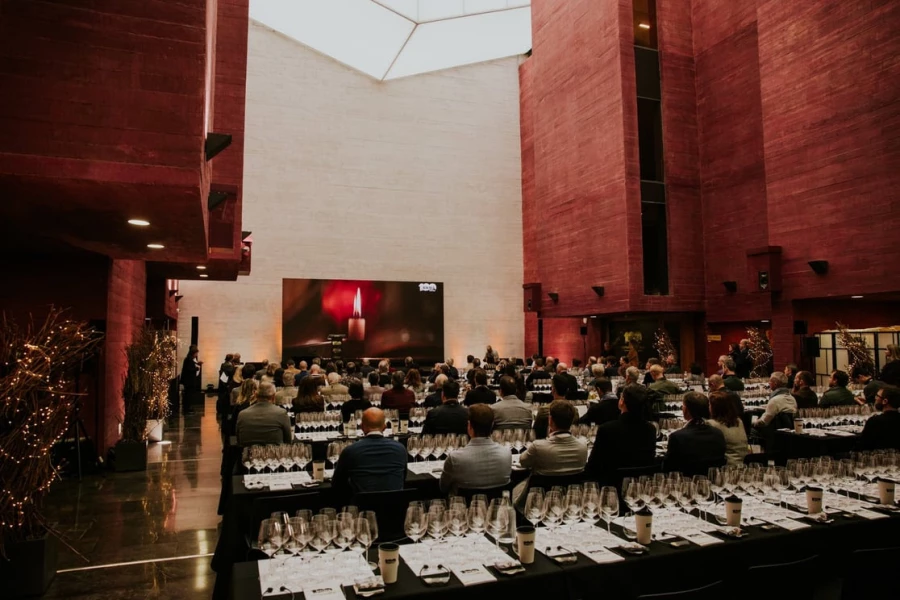 Dos catas muestran la historia y el futuro de Rioja en el cierre de su centenario