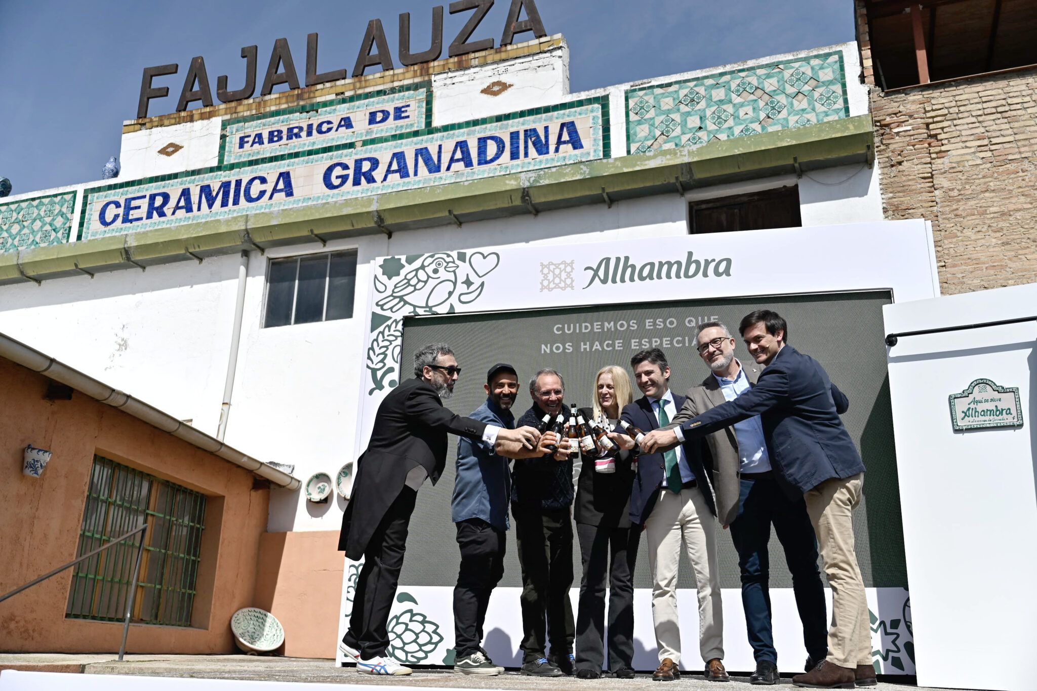 Cervezas Alhambra refuerza su compromiso con Granada con nuevas iniciativas culturales y artesanales