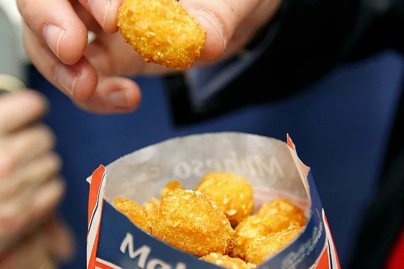 ‘Snackification’: el picoteo sustituye a la comida tradicional y afecta a la industria