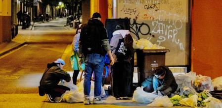 Los grandes hípers que tiren comida quedan ahora bajo la lupa de la ley