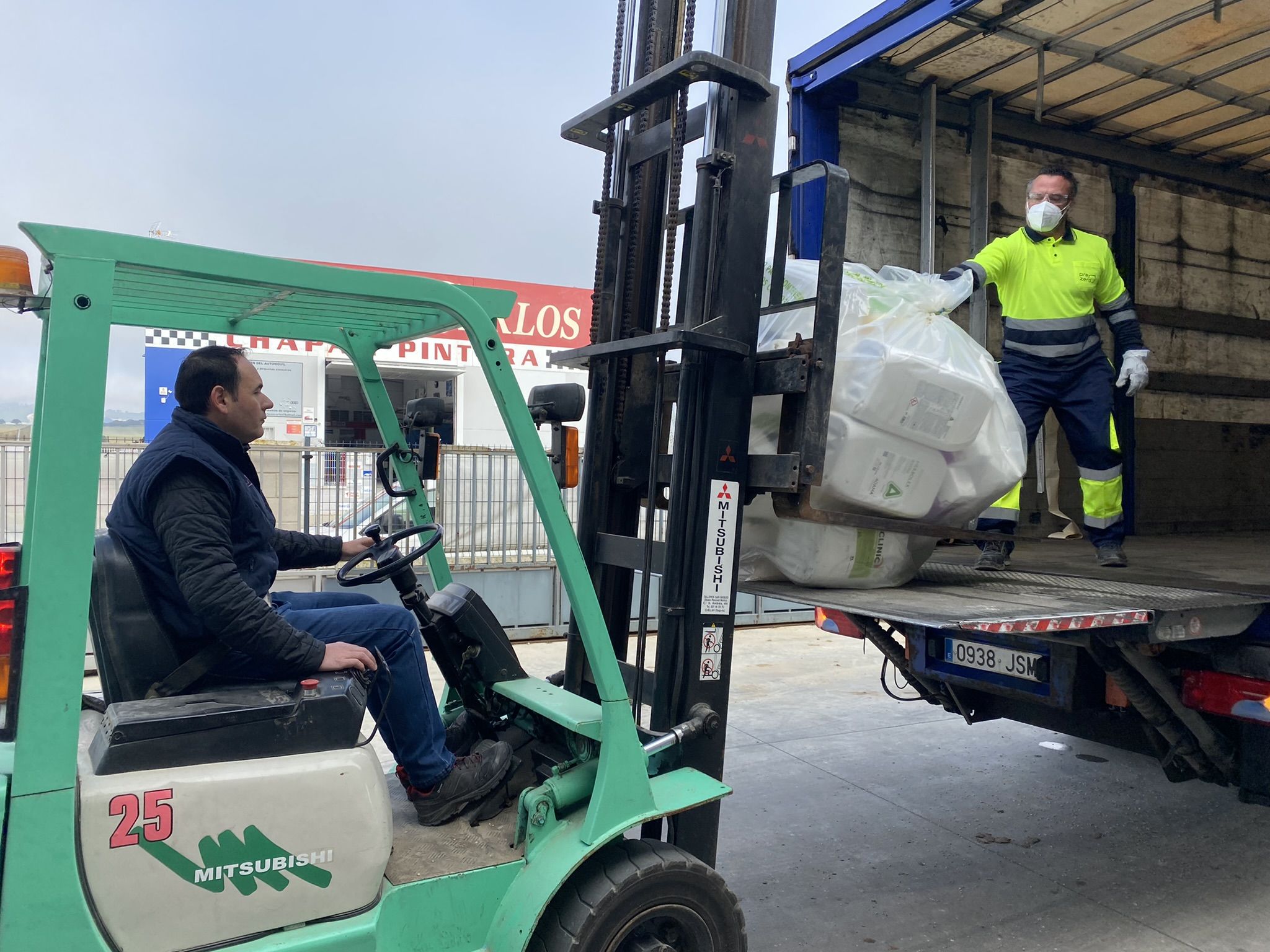 Bruselas aprieta las ‘clavijas’ verdes a la industria alimentaria