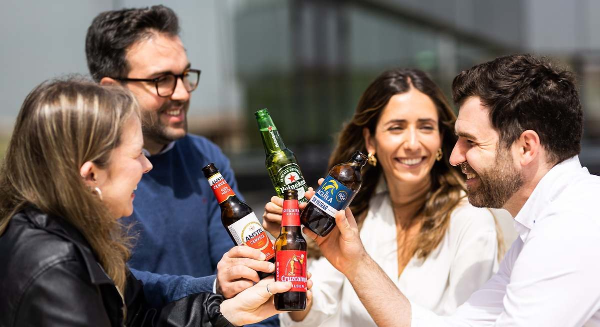 Heineken reduce un 32% sus emisiones y ya elabora el 100% de su cerveza con energía renovable