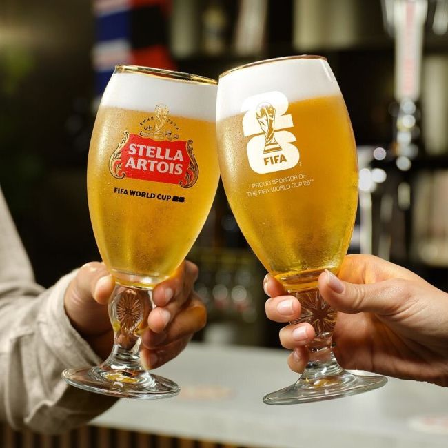 El gigante de la cerveza se prepara para el Mundial y ya está sacando músculo