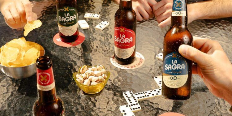Cerveza La Sagra celebra 15 años con una nueva imagen que refuerza su vínculo con Toledo