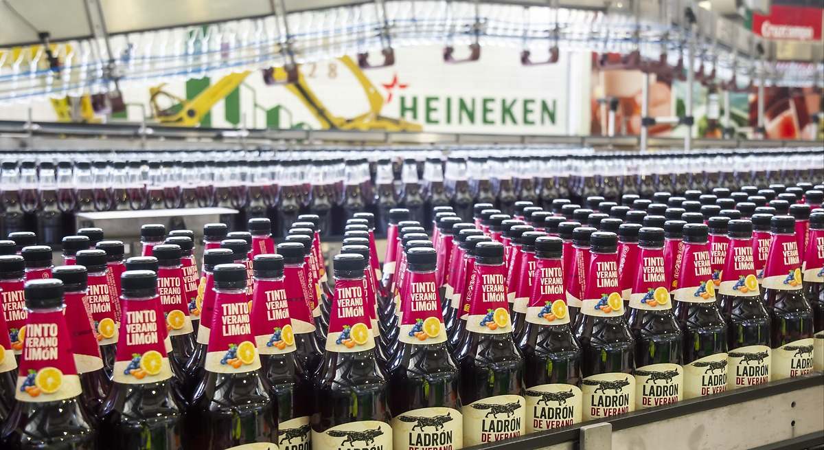 Heineken arranca en Jaén una nueva línea para producir su Ladrón de Verano en PET de 1 litro