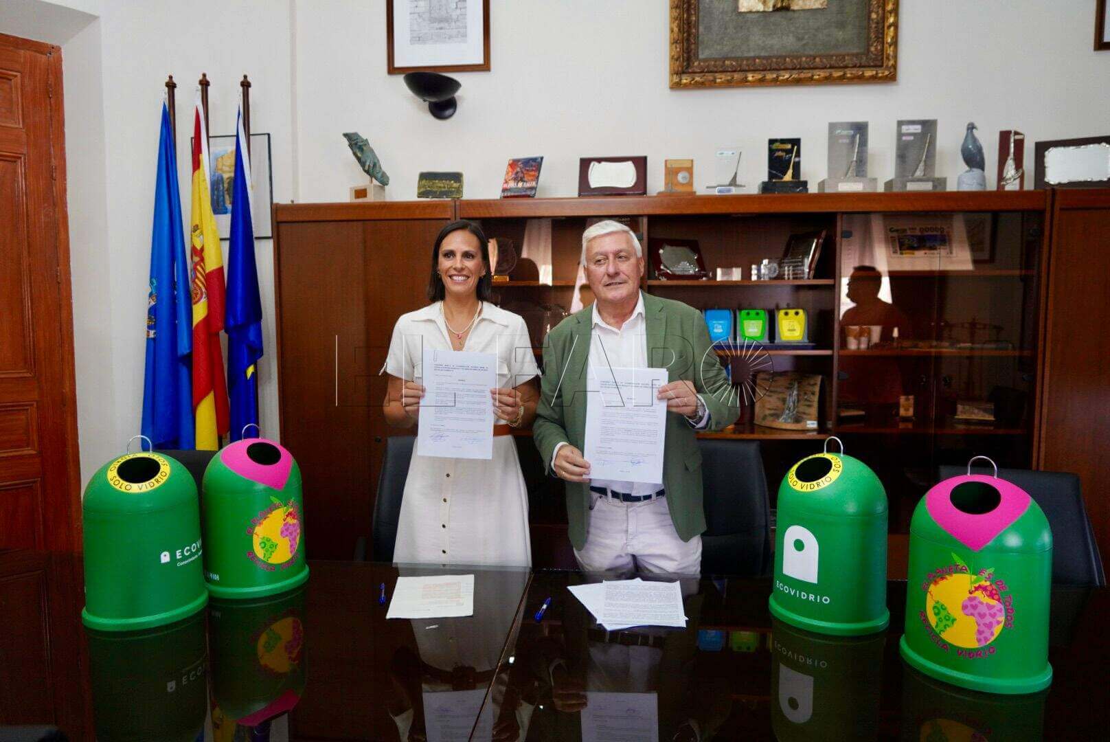 Melilla y Ecovidrio firman un convenio para impulsar el reciclaje de vidrio hasta 2030
