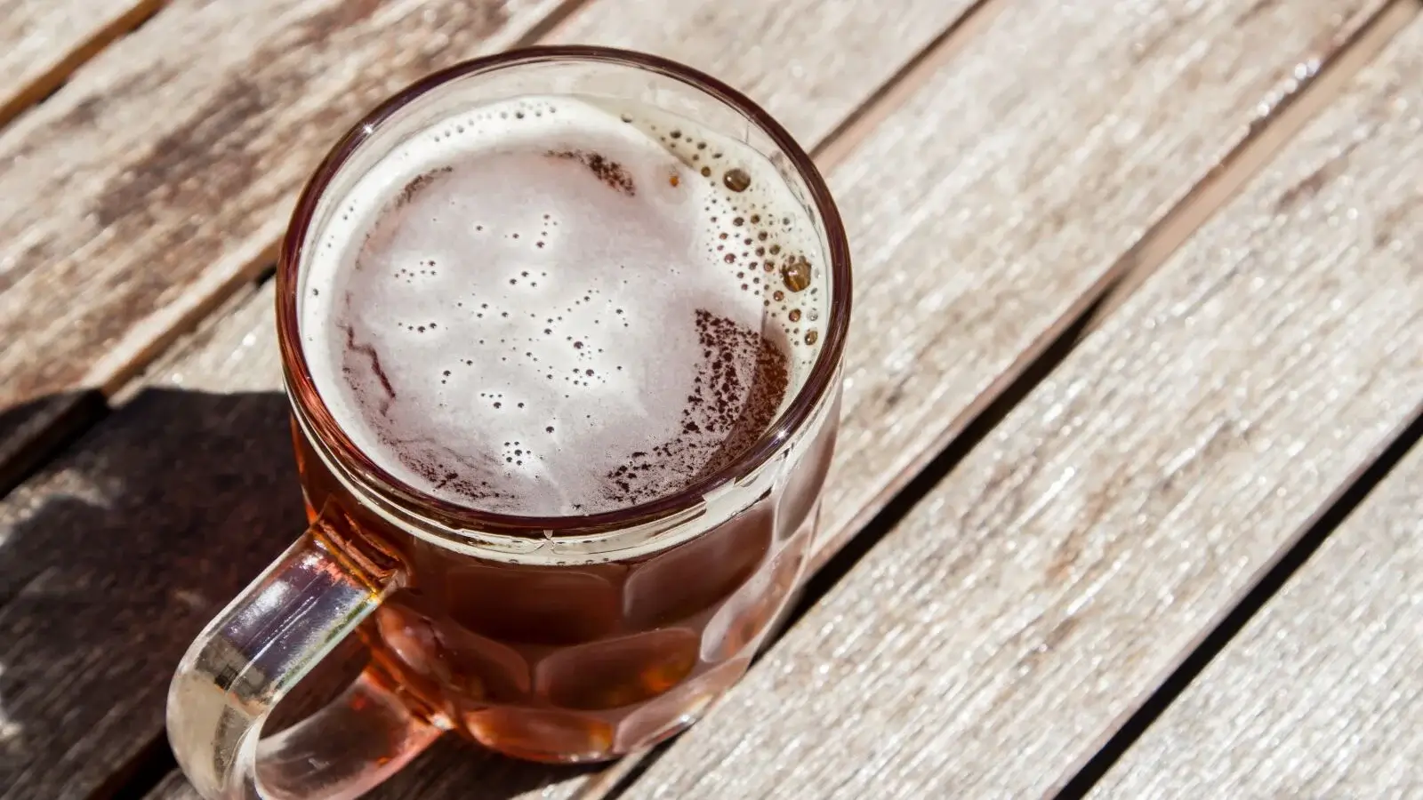 La locura de los ingleses en Benidorm con el Mundial: los bares reservan 50.000 litros de cerveza para el debut de Inglaterra