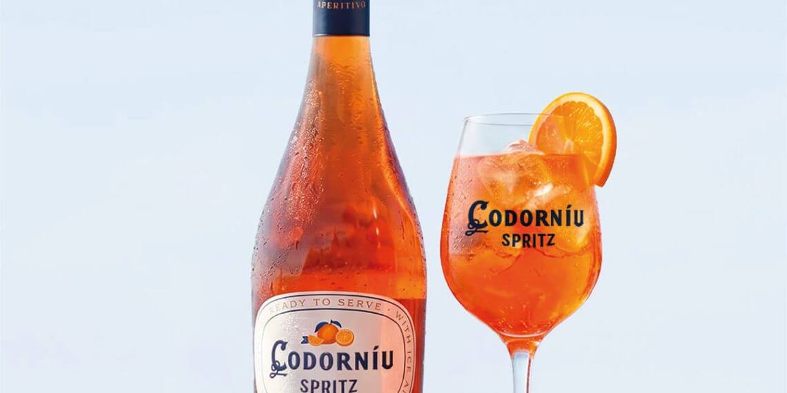 Codorníu recibe el verano con su nuevo Codorníu Spritz