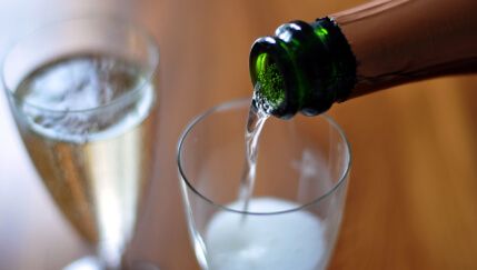 El cava encara una vendimia de uvas a bajo precio y costes de producción récord