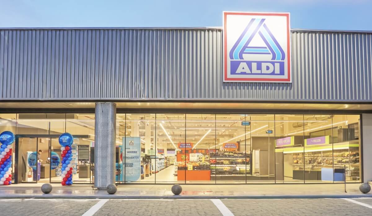 Aldi prueba a reducir horarios en las últimas franjas del día para recortar costes operativos