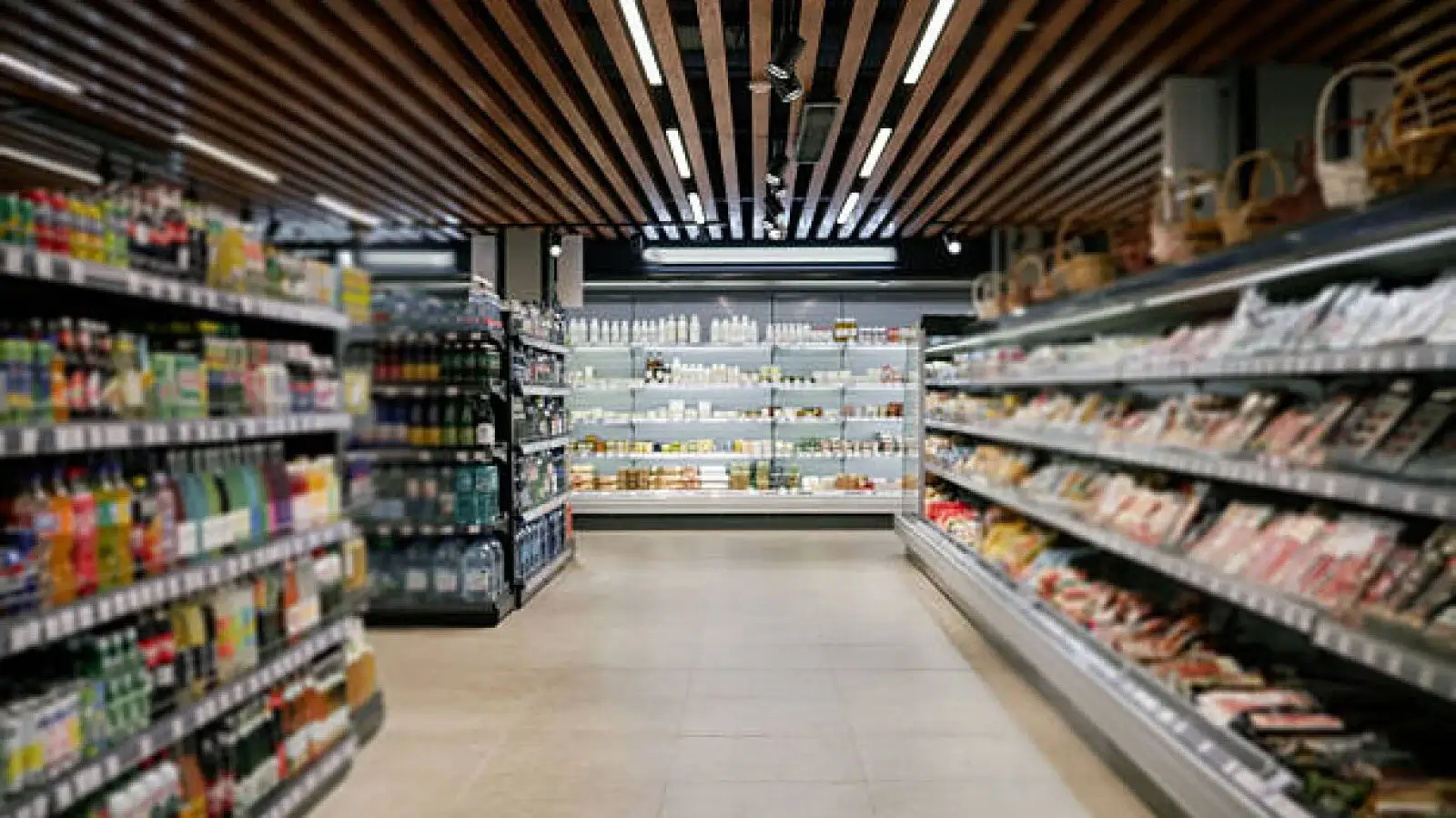 El supermercado low cost que arrasa en España: ya supera las 140 tiendas en todo el país
